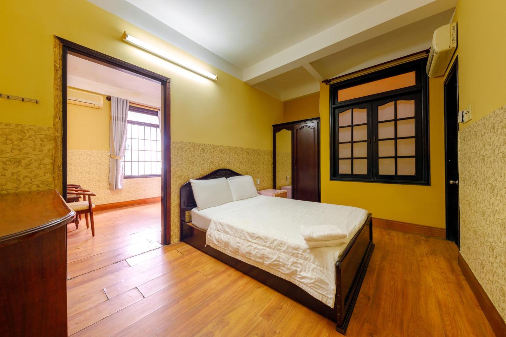 Ponys Hotel Nha Trang Exterior photo