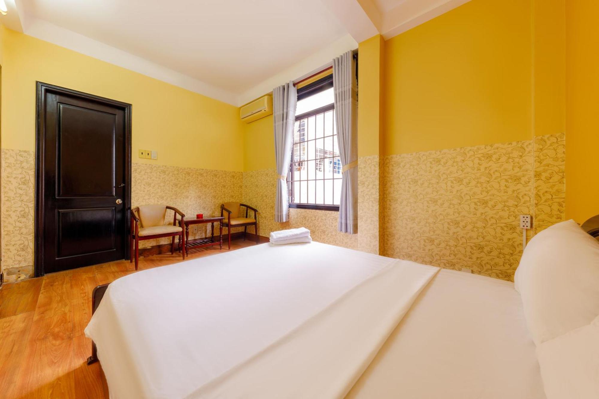 Ponys Hotel Nha Trang Exterior photo